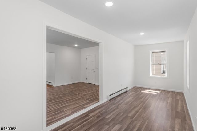 226 N Clinton St 2, East Orange City, NJ 07017