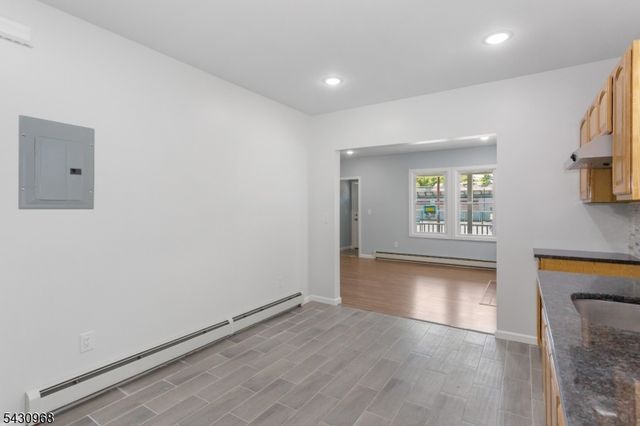 226 N Clinton St 2, East Orange City, NJ 07017