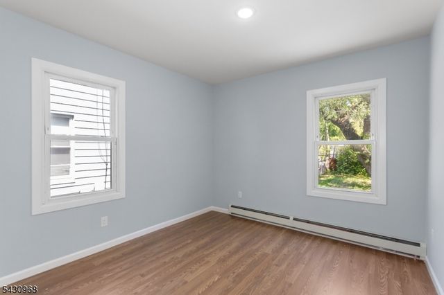 226 N Clinton St 2, East Orange City, NJ 07017