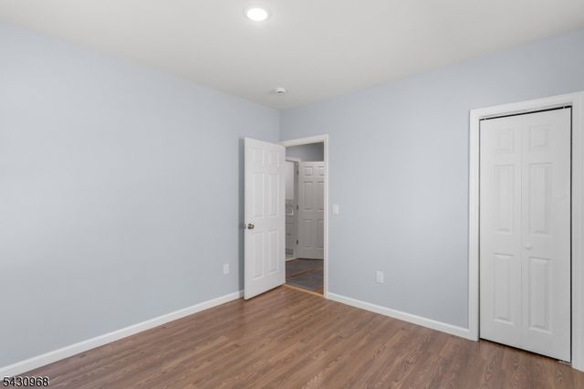 226 N Clinton St 2, East Orange City, NJ 07017