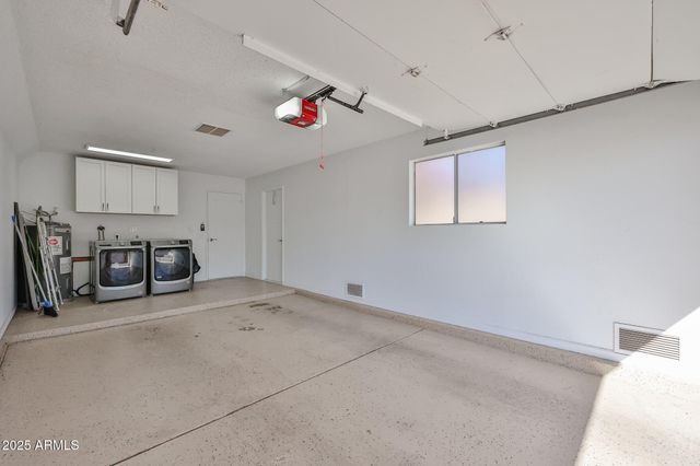 10040 W ROYAL OAK Road B, Sun City, AZ 85351