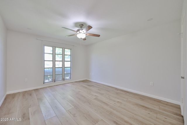 10040 W ROYAL OAK Road B, Sun City, AZ 85351