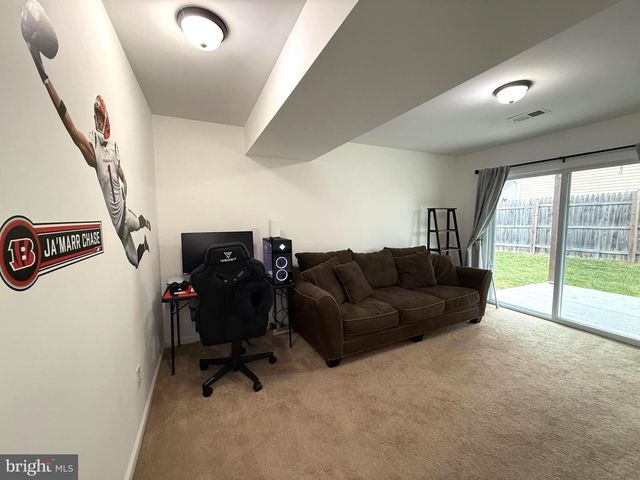39 GNATCATCHER LN, Martinsburg, WV 25405