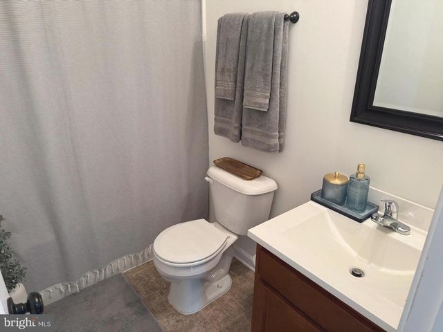 39 GNATCATCHER LN, Martinsburg, WV 25405