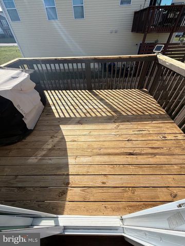 39 GNATCATCHER LN, Martinsburg, WV 25405