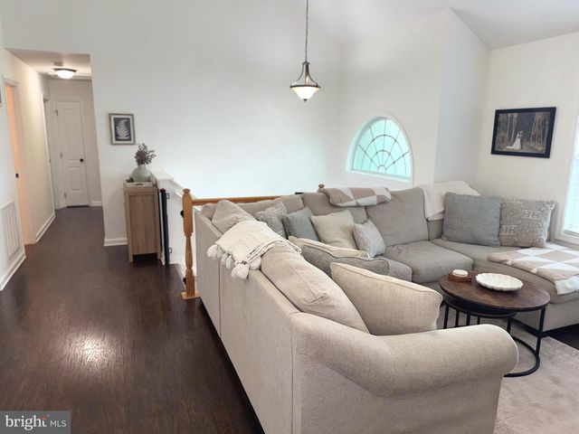 39 GNATCATCHER LN, Martinsburg, WV 25405