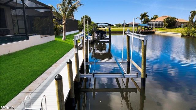 1216 NW 32nd PL, Cape Coral, FL 33993