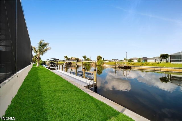 1216 NW 32nd PL, Cape Coral, FL 33993