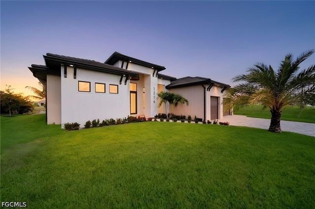 1216 NW 32nd PL, Cape Coral, FL 33993