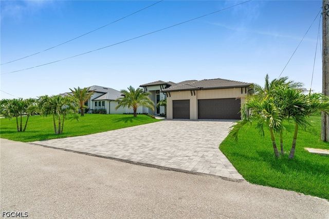 1216 NW 32nd PL, Cape Coral, FL 33993