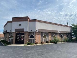 1180 Roosevelt Road, Glen Ellyn, IL 60137