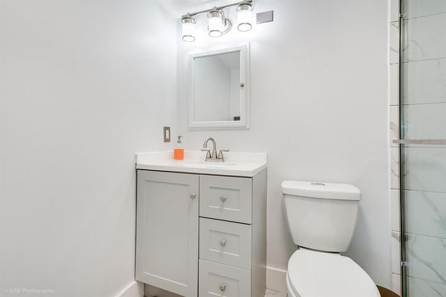 94 Hastings F, West Palm Beach, FL 33417