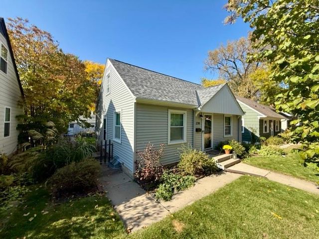 2740 Dakota Avenue S, Saint Louis Park, MN 55416
