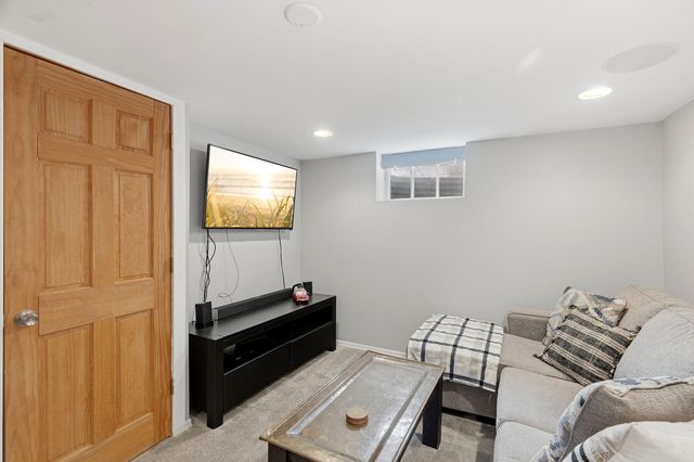 2740 Dakota Avenue S, Saint Louis Park, MN 55416