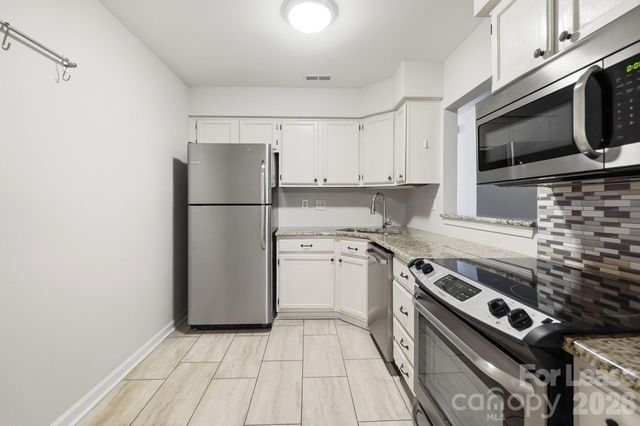 6000 Gray Gate Lane C, Charlotte, NC 28210