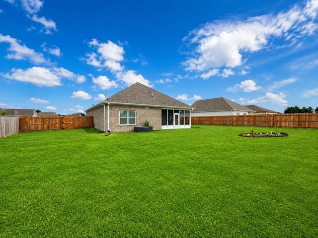 525 AZALEA DR, Somerville, TN 38068