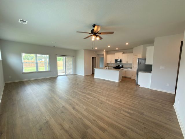 525 AZALEA DR, Somerville, TN 38068