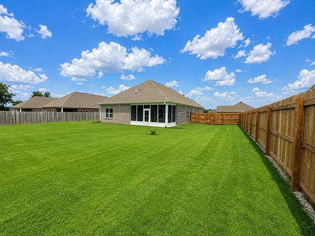 525 AZALEA DR, Somerville, TN 38068