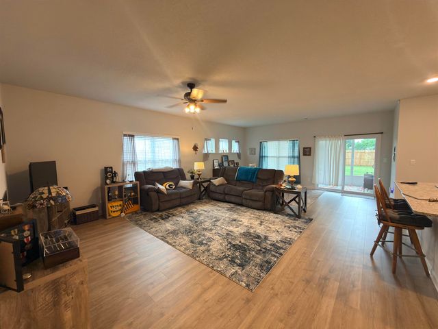 525 AZALEA DR, Somerville, TN 38068