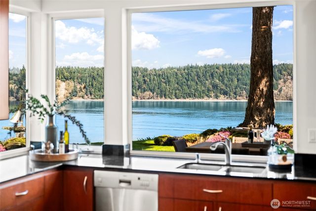 1319 42nd Street NW, Gig Harbor, WA 98335