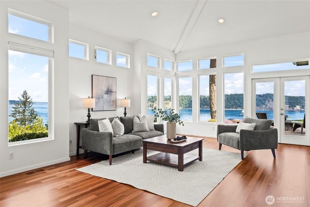 1319 42nd Street NW, Gig Harbor, WA 98335