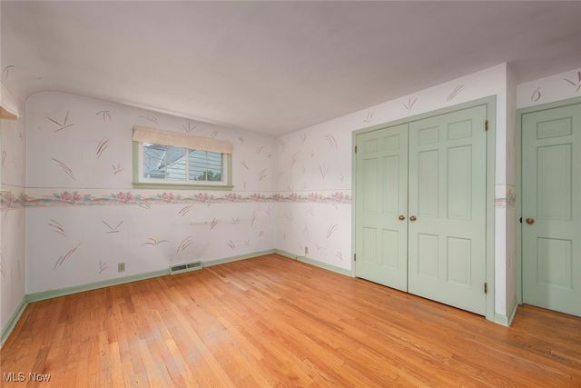 20309 Marian Lane, Rocky River, OH 44116