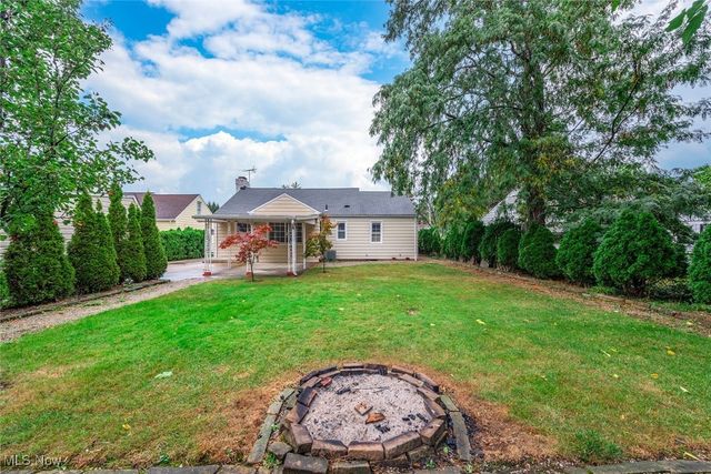 20309 Marian Lane, Rocky River, OH 44116