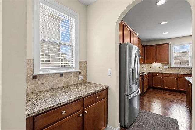 501 La Perla Drive, Sugar Hill, GA 30518