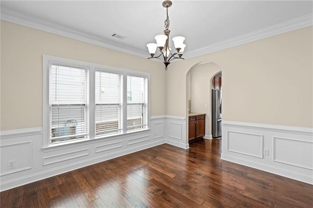 501 La Perla Drive, Sugar Hill, GA 30518