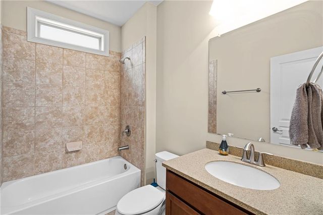 501 La Perla Drive, Sugar Hill, GA 30518