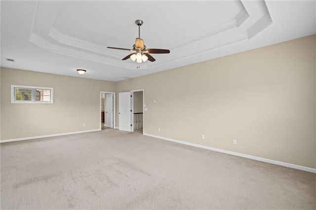 501 La Perla Drive, Sugar Hill, GA 30518