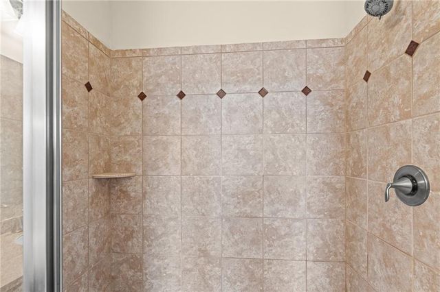 501 La Perla Drive, Sugar Hill, GA 30518