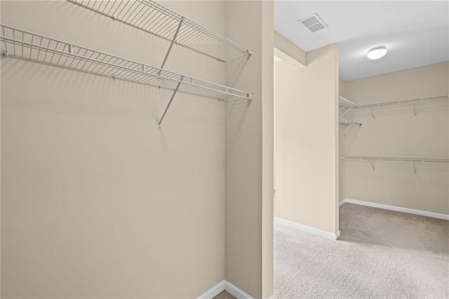 501 La Perla Drive, Sugar Hill, GA 30518