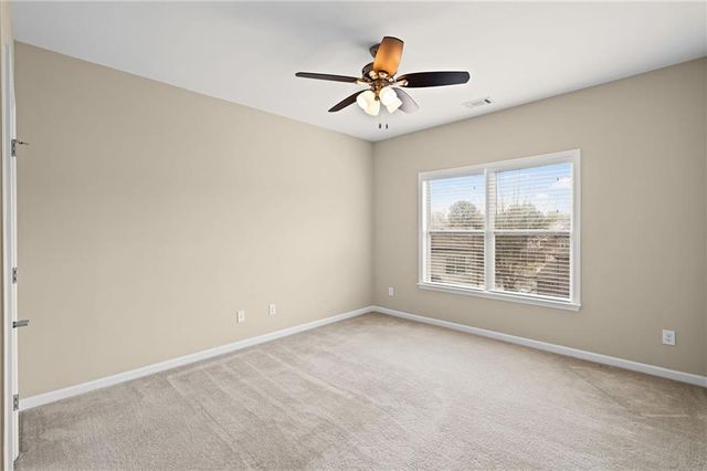 501 La Perla Drive, Sugar Hill, GA 30518