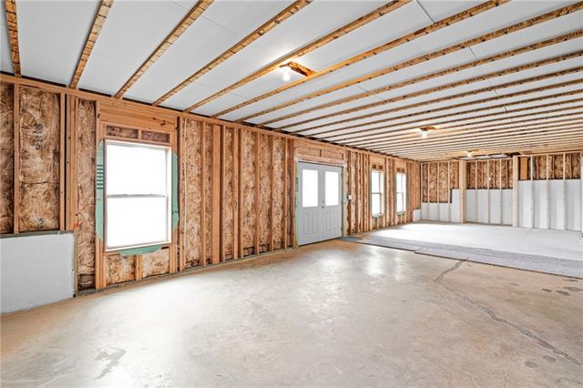 501 La Perla Drive, Sugar Hill, GA 30518