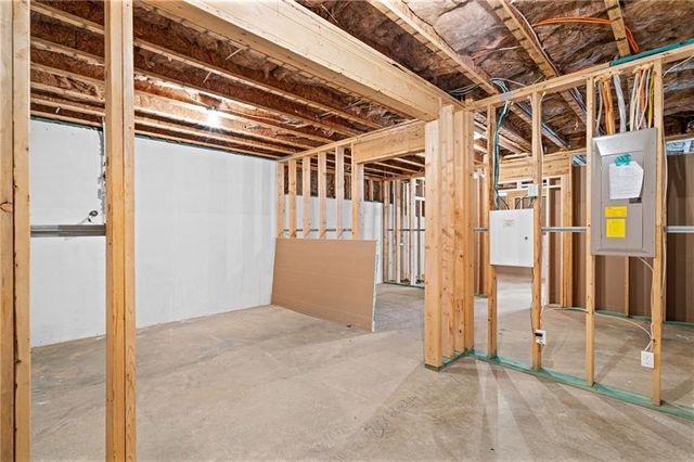 501 La Perla Drive, Sugar Hill, GA 30518