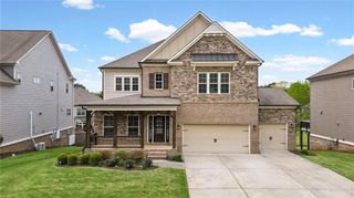 501 La Perla Drive, Sugar Hill, GA 30518