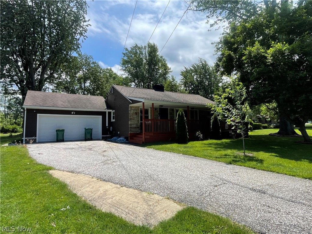 353 Ansel Road, Geneva, OH 44041