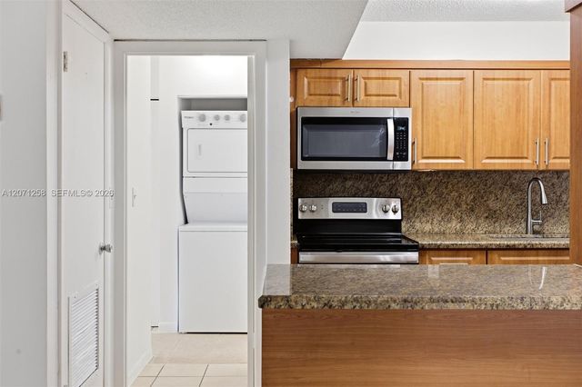 810 SW 129th Place 209, Miami, FL 33184