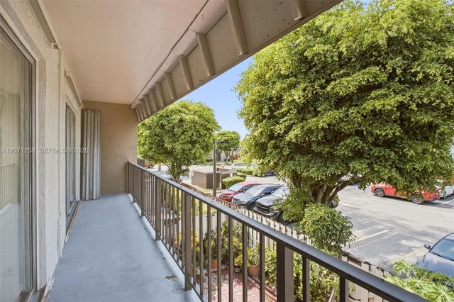 810 SW 129th Place 209, Miami, FL 33184