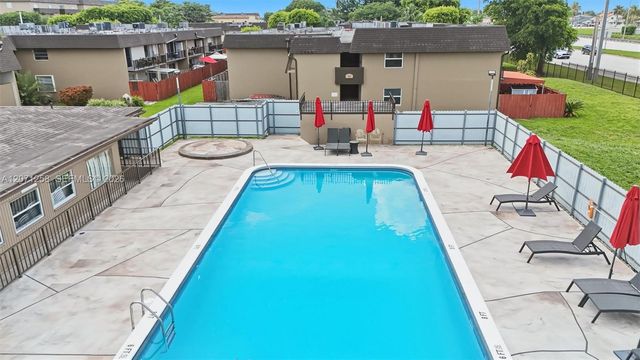 810 SW 129th Place 209, Miami, FL 33184
