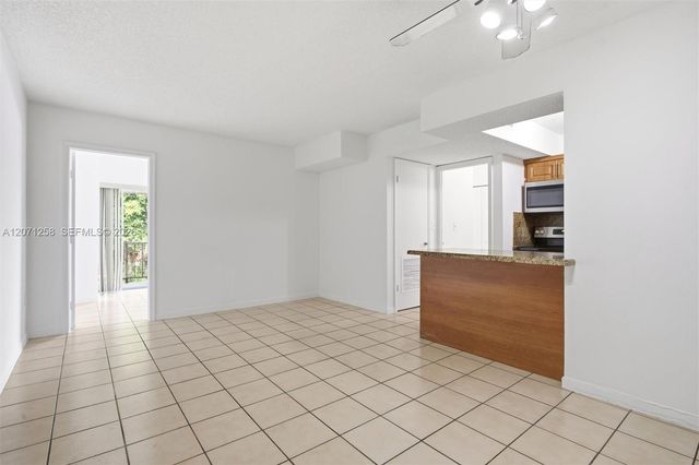 810 SW 129th Place 209, Miami, FL 33184