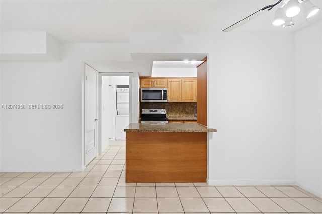 810 SW 129th Place 209, Miami, FL 33184
