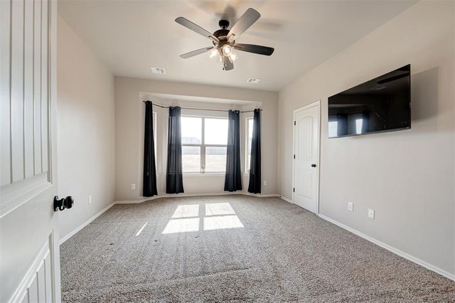 2209 E Grassland Lane, Stillwater, OK 74074