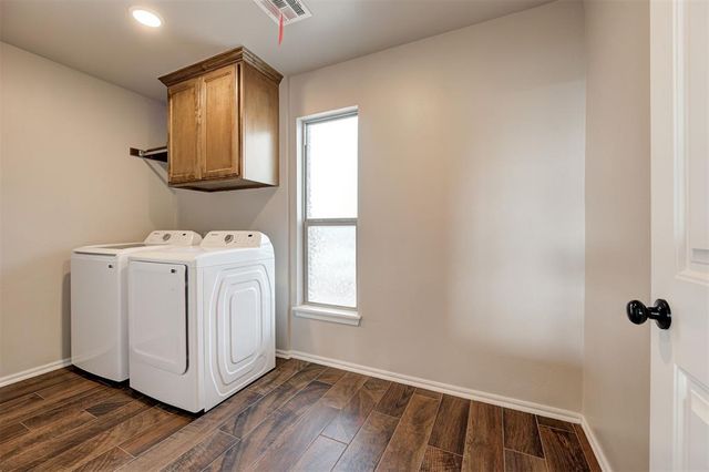 2209 E Grassland Lane, Stillwater, OK 74074