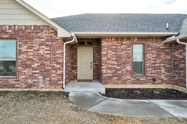 2209 E Grassland Lane, Stillwater, OK 74074