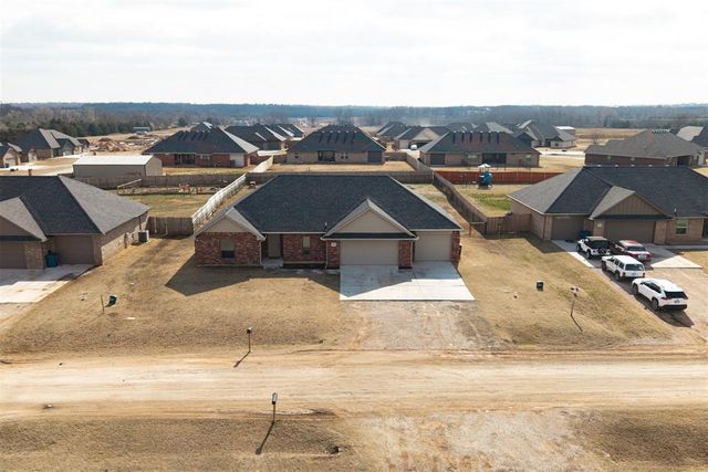 2209 E Grassland Lane, Stillwater, OK 74074