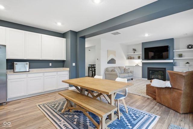 17324 Hanningfield Way, Westfield, IN 46074