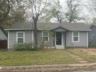 2704 Bolivar Street, Denton, TX 76201