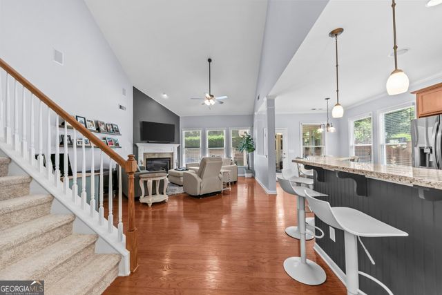 7525 Brookstone Circle, Flowery Branch, GA 30542